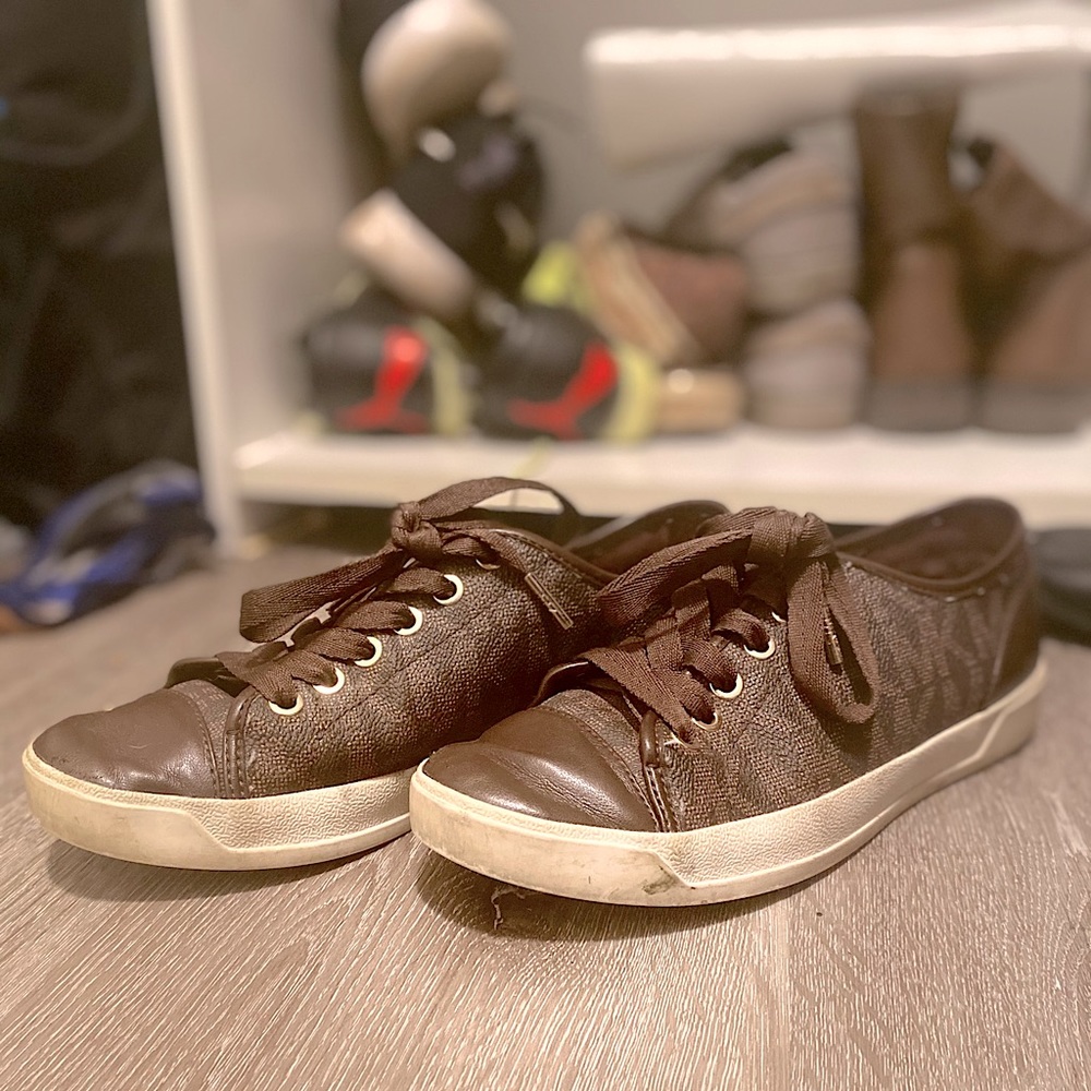 MICHEAL Michael Kors Women’s MK City Sneaker